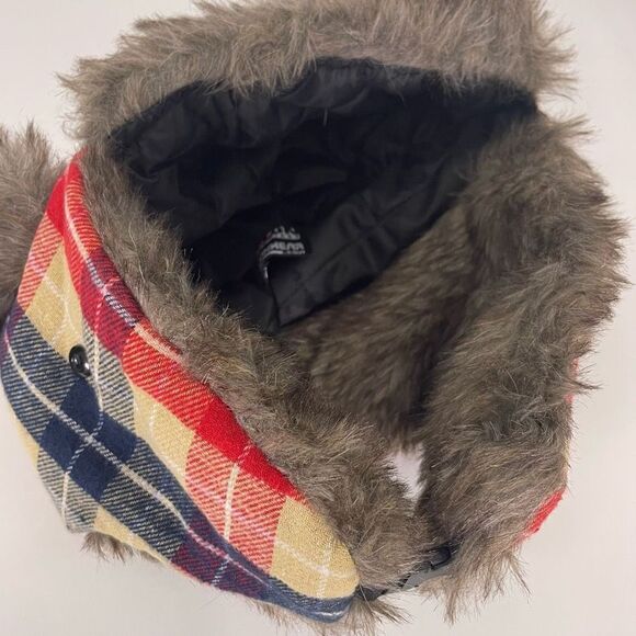 Minnesota Twins Tan, Red, & Blue Plaid Fur Lined Winter Trapper Hat - Picture 6 of 6